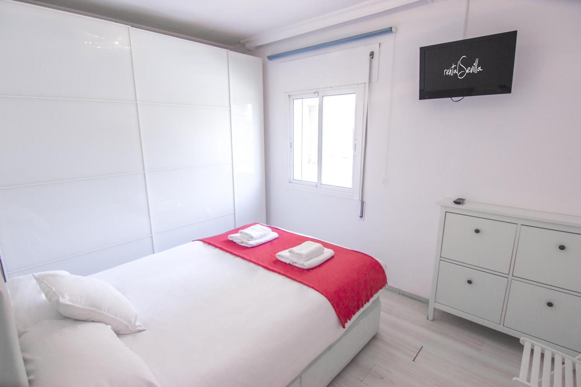 Rentalsevilla Lopez De Gomara II Екстер'єр фото